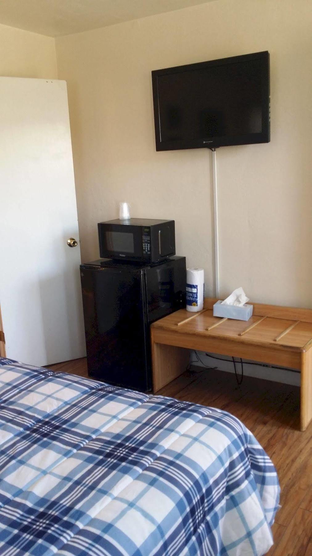 Terrace Motel Кус Бей Екстериор снимка